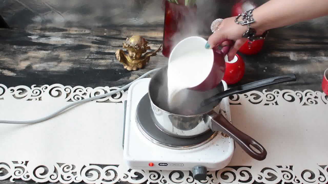 Kashmiri Pink Chai Recipe & Video (Noon Chai - Delicious Pink Tea) | My ...