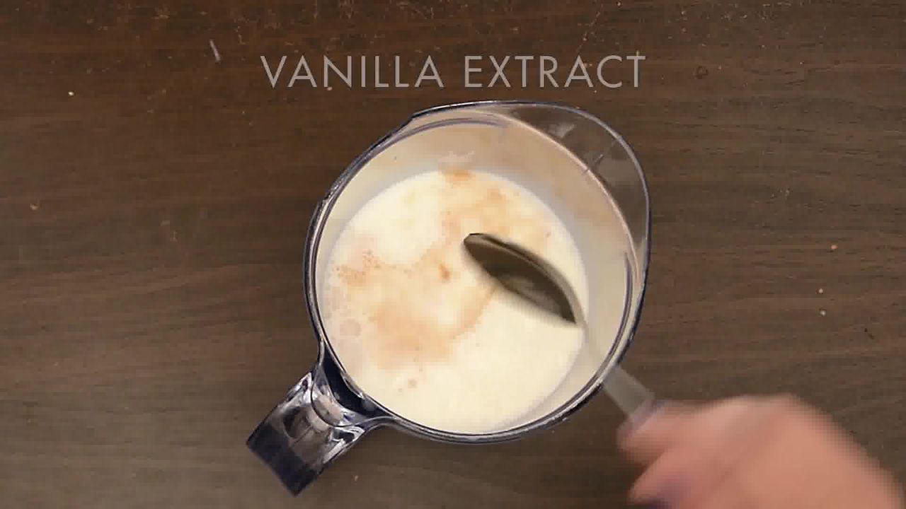 https://www.mygingergarlickitchen.com/wp-content/recipe-steps-images/vanilla-iced-mocha-coffee-ice-cubes-video/vanilla-iced-mocha-coffee-ice-cubes-video-step-1-3.jpg