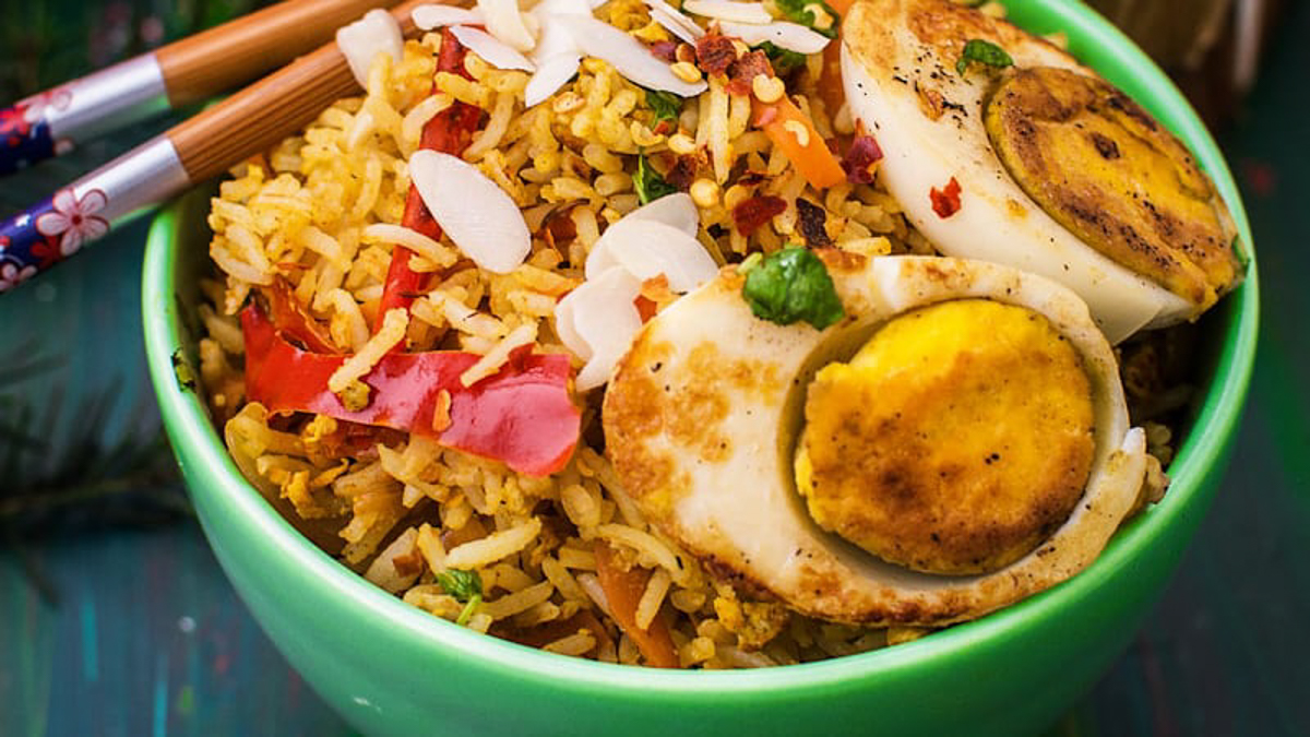 easiest-egg-fried-rice-indian-style-step-by-step-photo-video-recipe