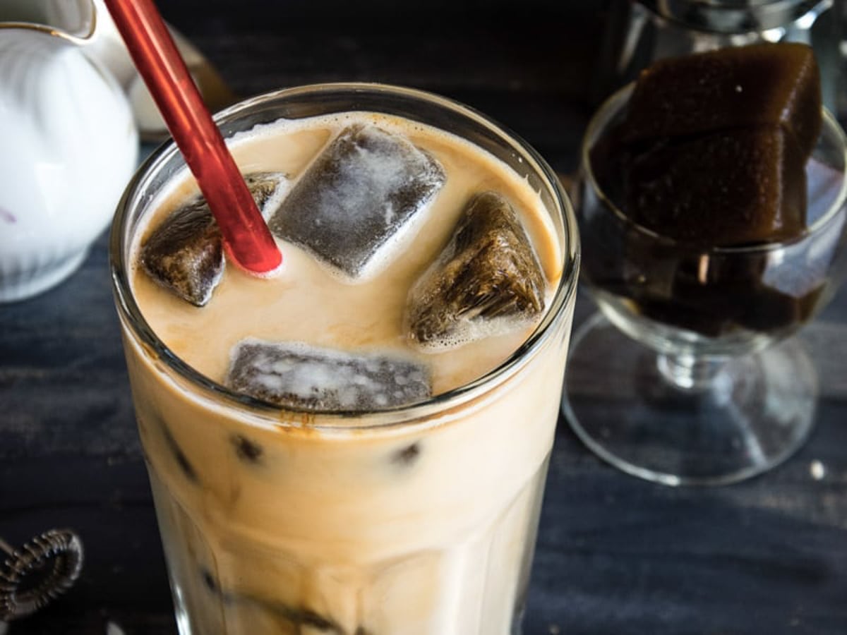 https://www.mygingergarlickitchen.com/wp-content/rich-markup-images/4x3/4x3-vanilla-iced-mocha-coffee-ice-cubes-video.jpg